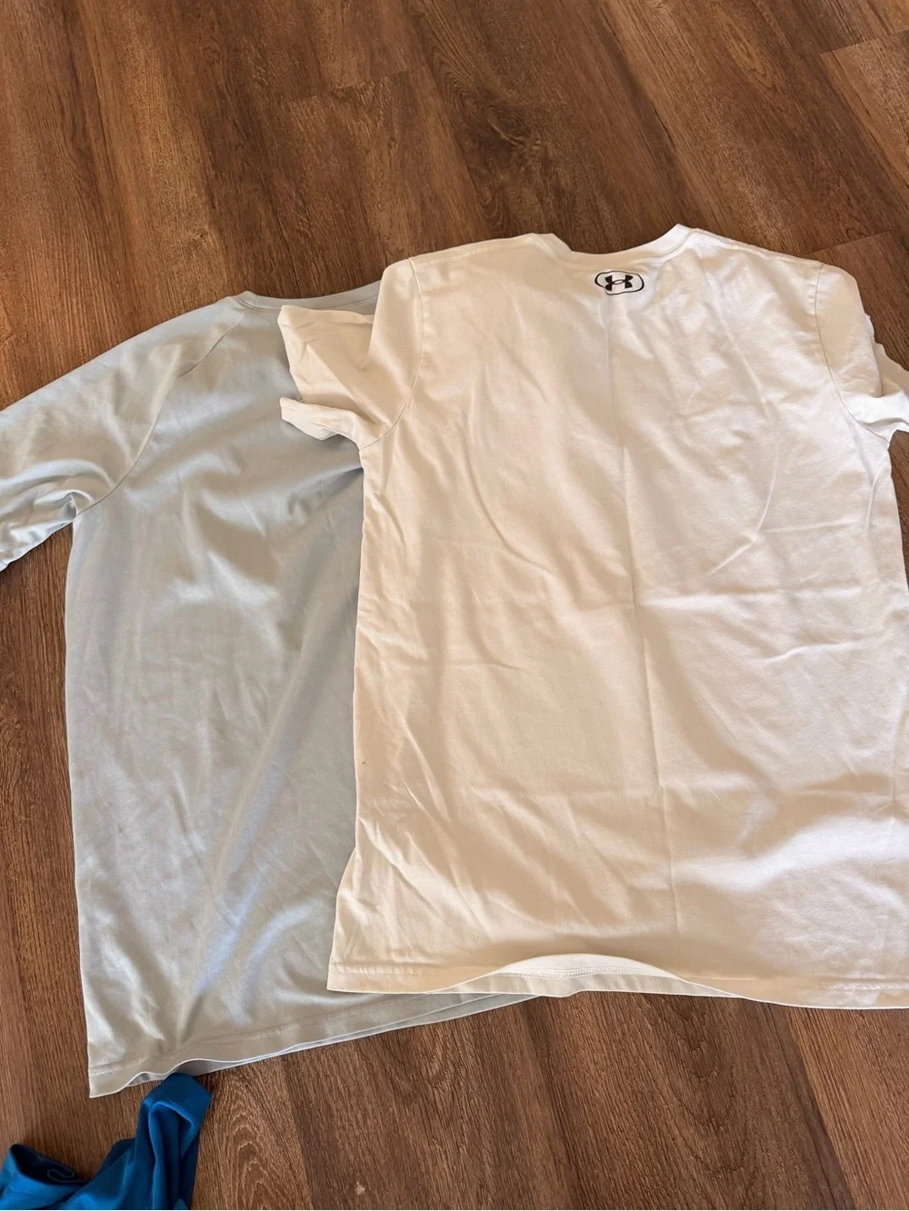 Under Armour Boys Bundle of 3, Tees and Shorts, Like New Condition